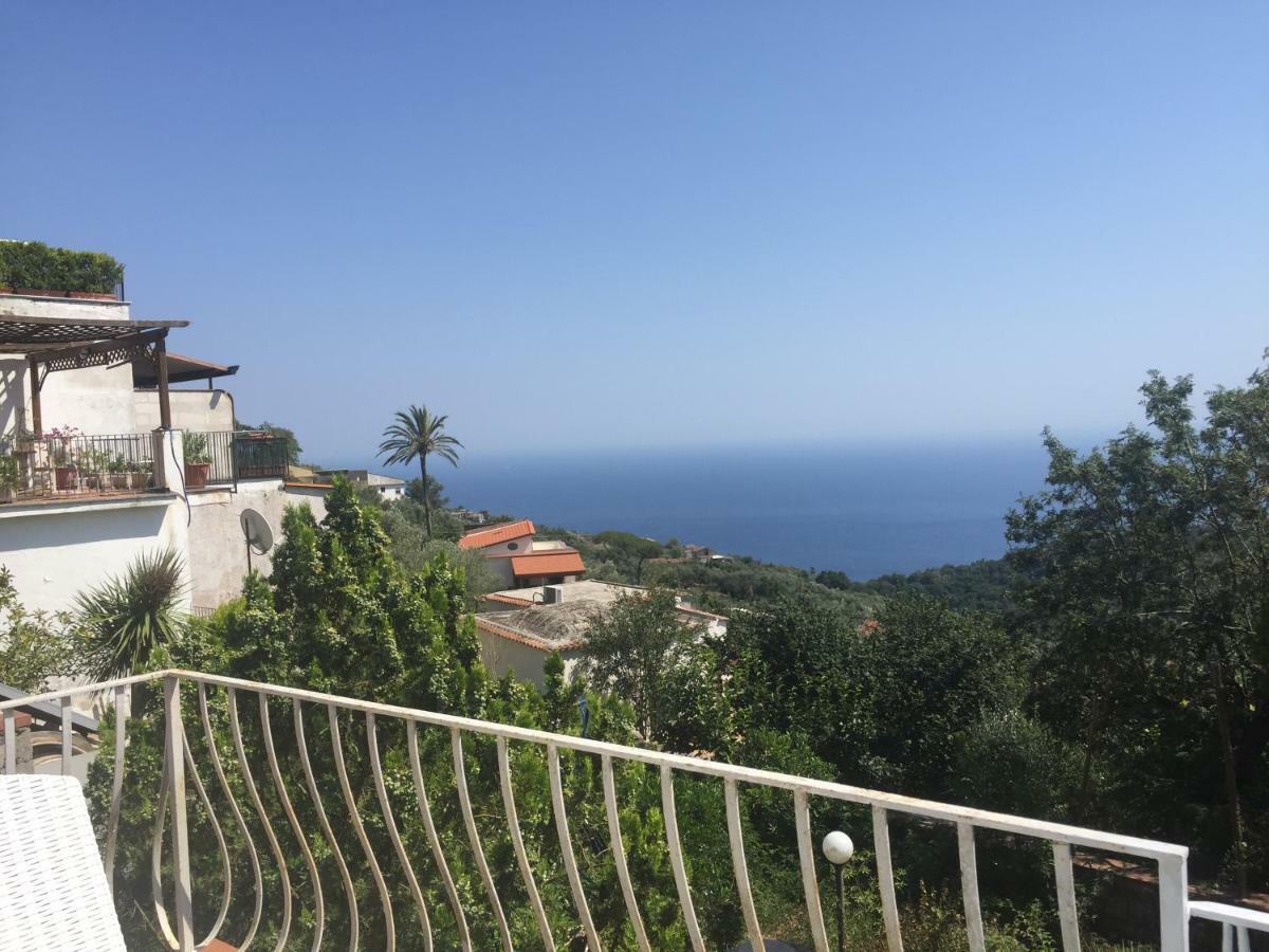Villa Asia Holiday Home SantʼAgata sui Due Golfi Buitenkant foto