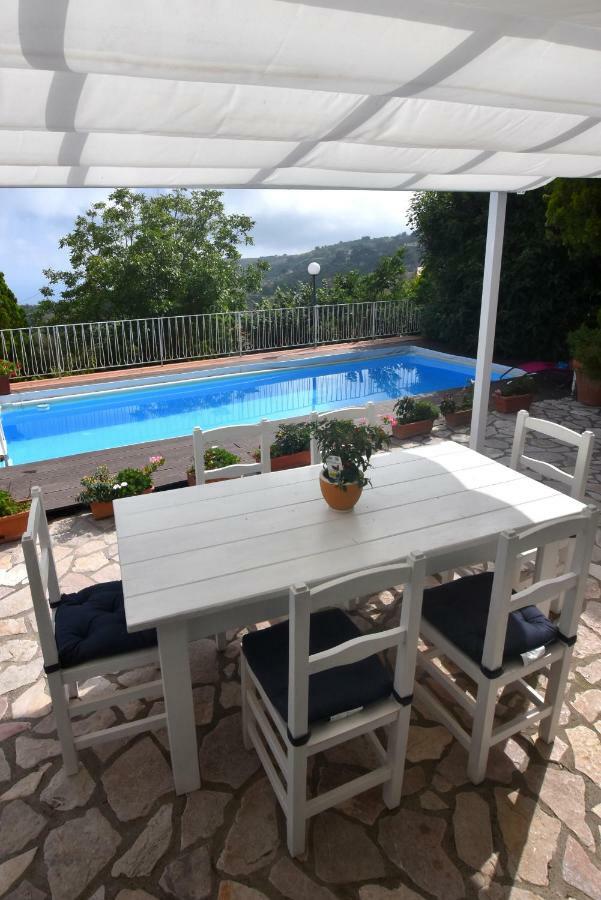 Villa Asia Holiday Home SantʼAgata sui Due Golfi Buitenkant foto